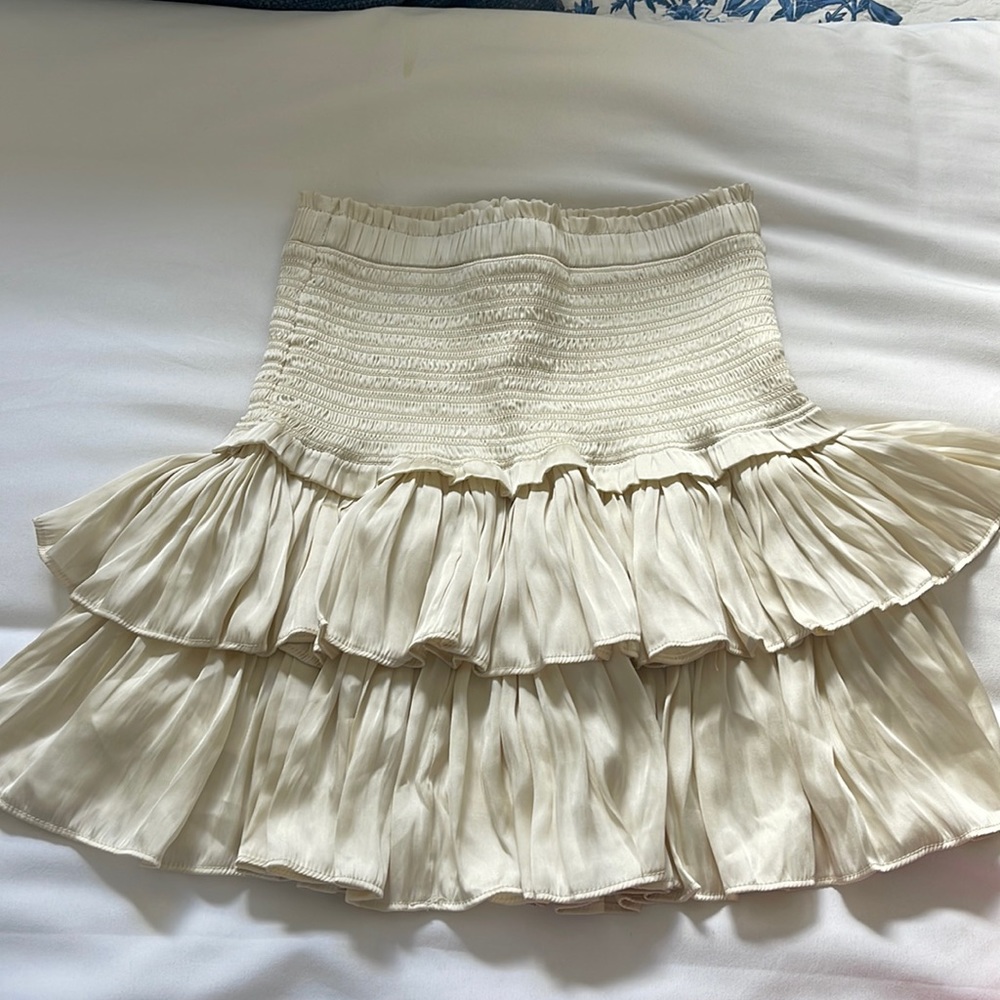Mini skirt with stretchy waist